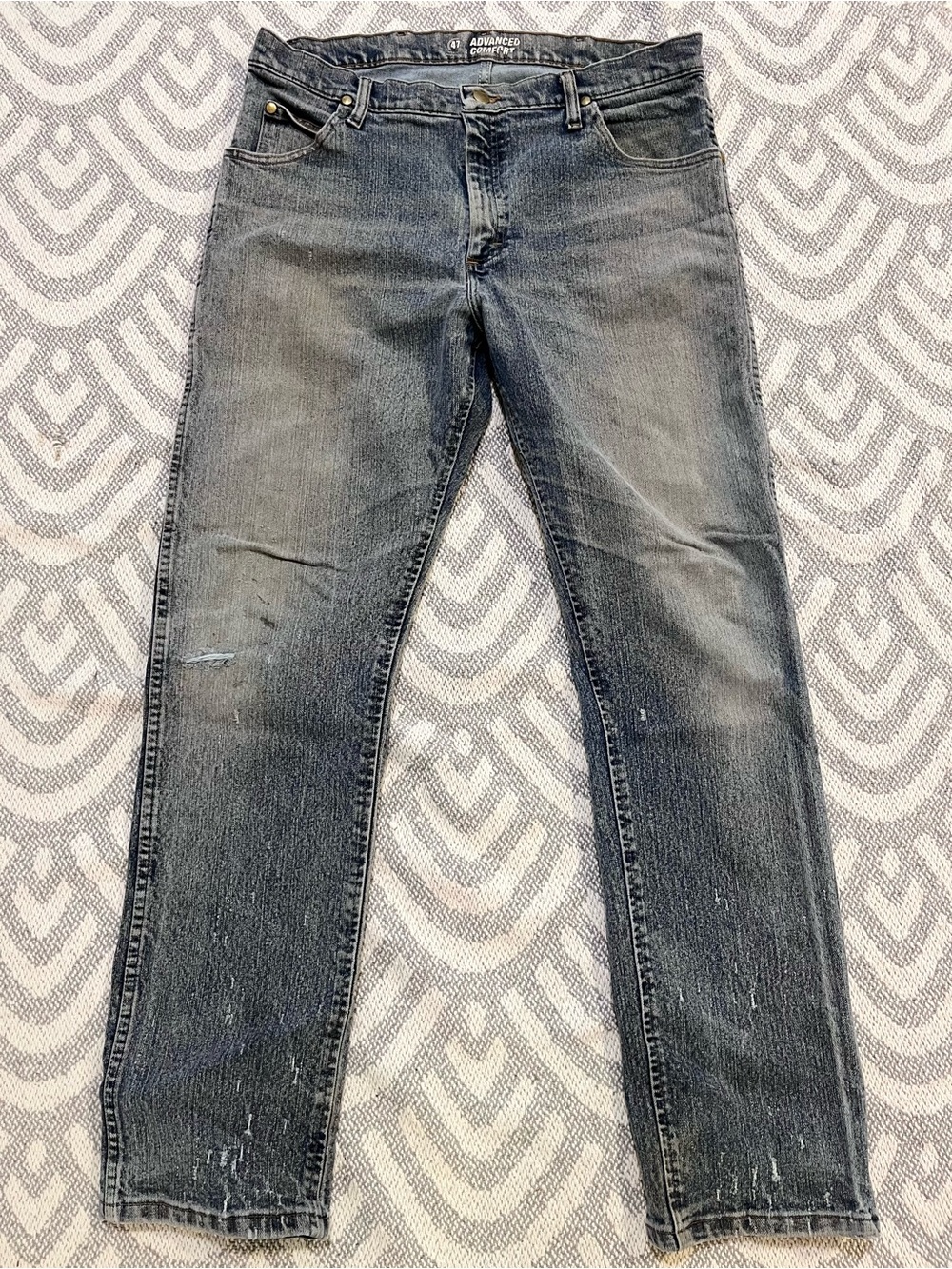 WRANGLER Men’s 47 Advanced Comfort Regular Fit Blue Jeans 36
